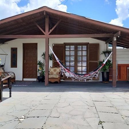 Casa Da Família De Gramado Vila Exterior foto